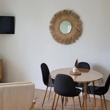 Vue Degagee Avec Parking Prive & Balcon * Ροσφόρ